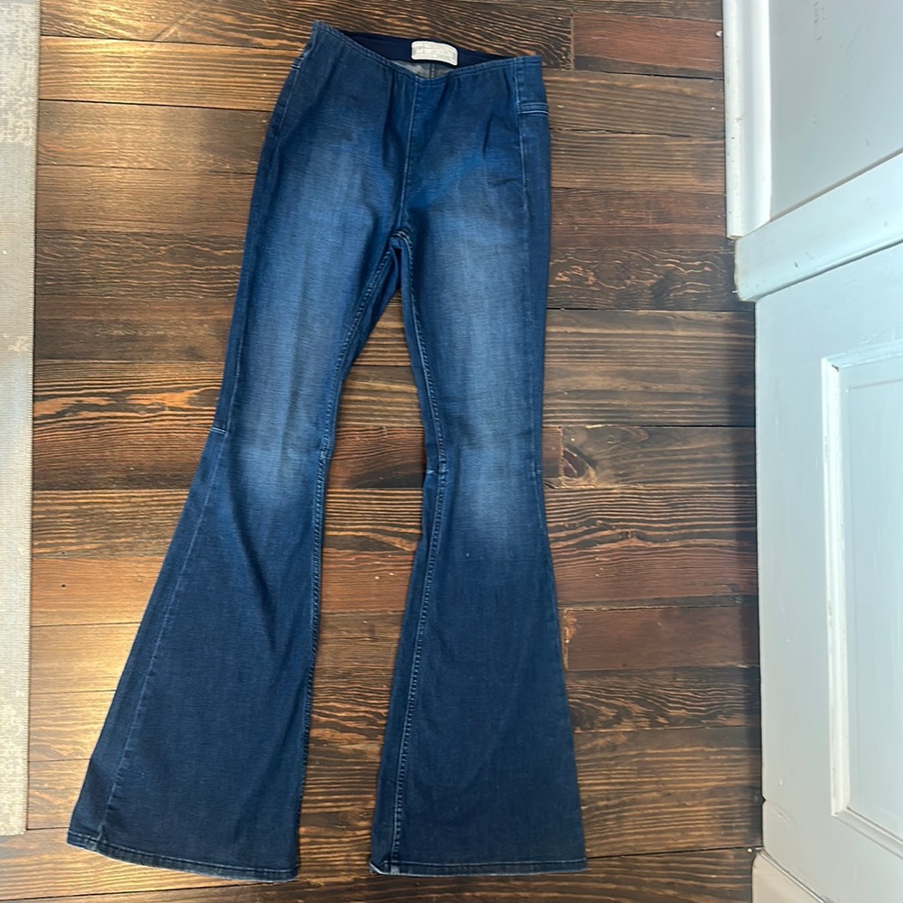 Free People Wide-legged Jeans (Size 27)
